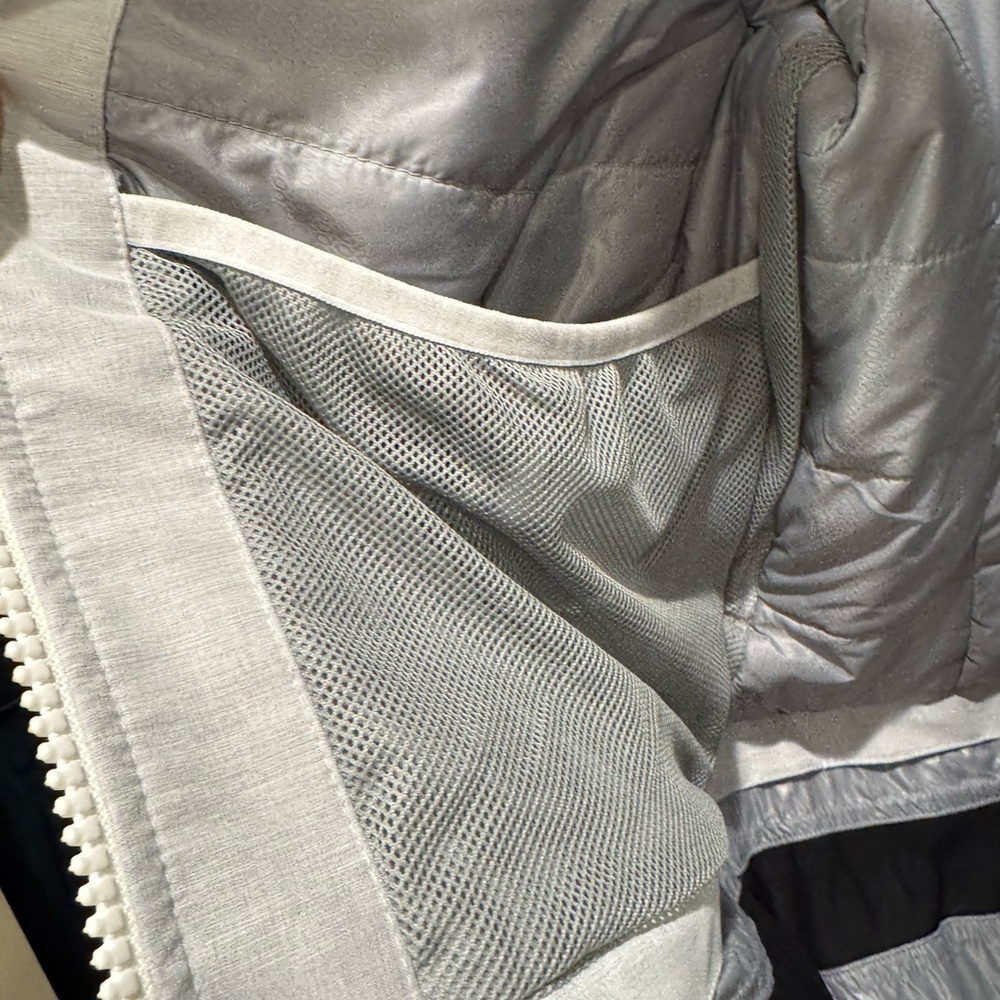 Athleta Ski Jacket - image 8